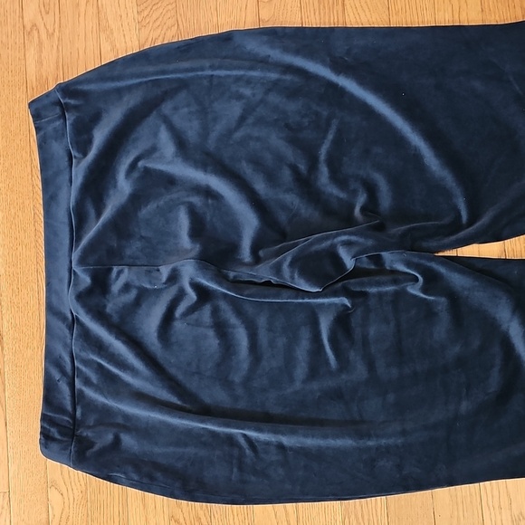SALE! Juicy Couture Velour Track Pants - Picture 8 of 8